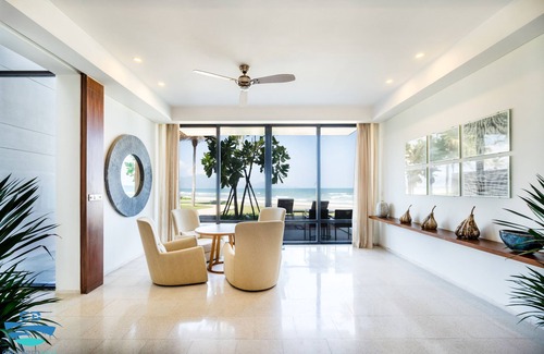 Ngu Hanh Son Villa | Beachfront Villa at Hyatt: Rated 10/10 with Ocean Views