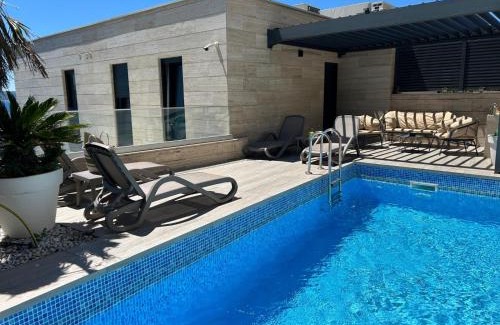 Selce Apartment | Exquisite Beach Front Villa Fran - Deluxe Penthouse Suite