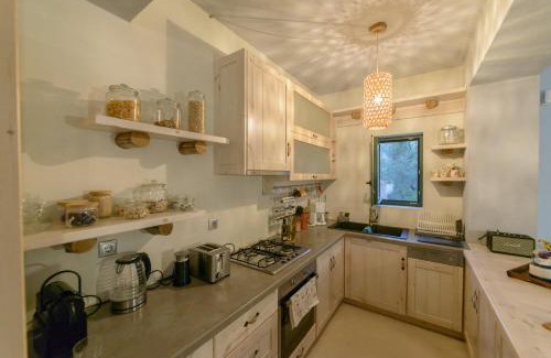 Mytilene Villa | Beautiful Villa Melani: Oceanfront Escape with Top Amenities