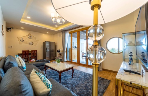 Hua Hin Villa | Beach Front Villa: Family-Friendly Retreat with Pool & Breakfast