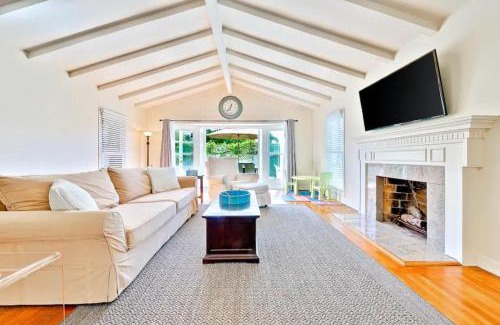 Beach Barber Tract House | Beach Happy