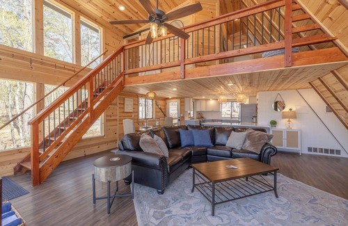 Innsbrook Ski Chalet | Unforgettable Beach Haus Chalet with Spa & Ocean Views