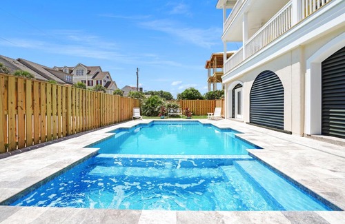 North Litchfield Beach House | Family-Friendly Beach Haven: Your Ideal Coastal Retreat