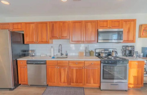 Beach Haven Condo | Beach Haven Escape: Family-Friendly Condo Near the Shore