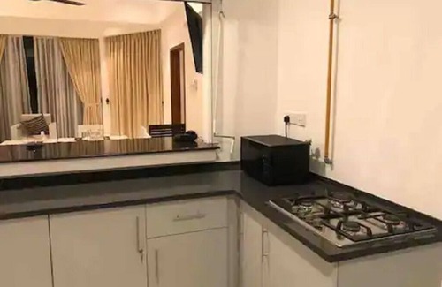 Trincomalee Apartment | Relax at Beach Haven Nilaveli: Your Ideal Getaway