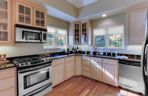 Bandon House | Serene Beach Hideaway with Family-Friendly Amenities