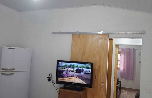 Camburi House | Beach house in Camburí - Natural pool with balcony and barbecue!