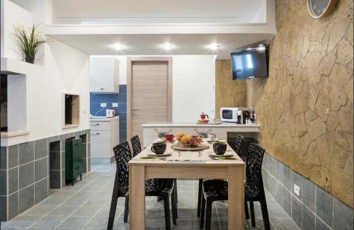Agnone House | Oceanfront Beach Home with 9.1/10 Guest Ratings