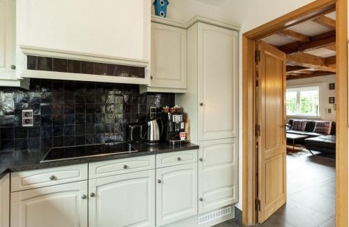 Middelkerke House | Beach Home with Bubble Bath, cleaning included
