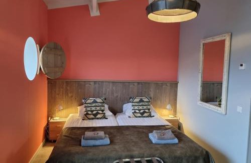 Oostvoorne Hotel | Oceanfront Beach Hotel Oostvoorne: Pet-Friendly Escape