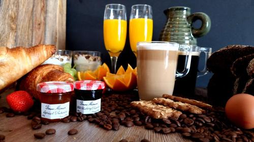 Oostvoorne Hotel | Oceanfront Beach Hotel Oostvoorne: Pet-Friendly Escape