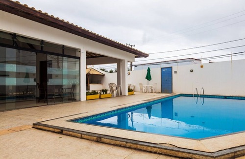 Flamengo House | Cozy Beach House with Pool & Pet-Friendly Amenities