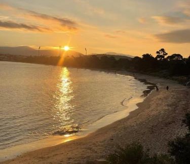 Bellerive House | Beach House Bellerive: Ocean Views & Private Beach Access