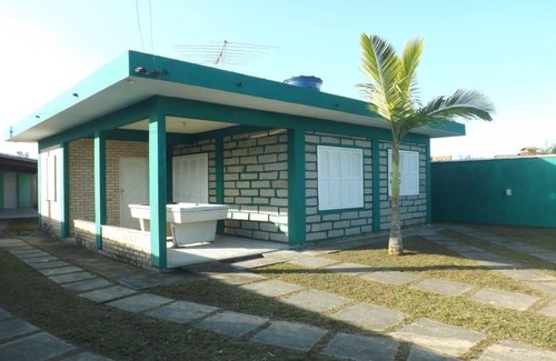 Palhoca House | Oceanfront Beach House with Pool and Kitchen Amenities