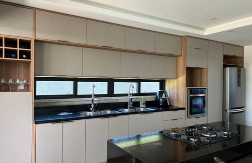 Canto do Mar House | Cozy Guarajuba Beach House - Ideal for Families & Pets