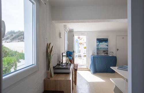 Costa de Caparica Cabin | Beach House Caparica: Oceanfront Getaway with Spa & More