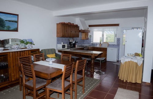 Ribeira Grande House | Beautiful Beach House - Casa das Hortênsias with Pool