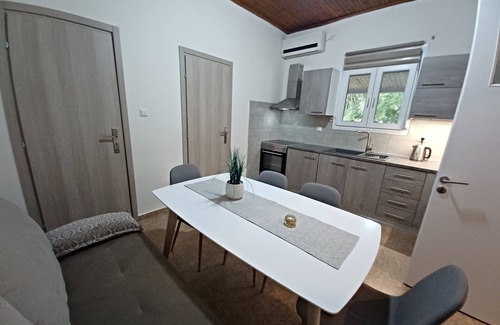 Katakolo Villa | Oceanfront Beach House for 9 with Breakfast & Ocean Views
