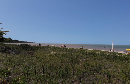 Jardins House | Beach House Getaway with Oceanfront Views and Pet-Friendly