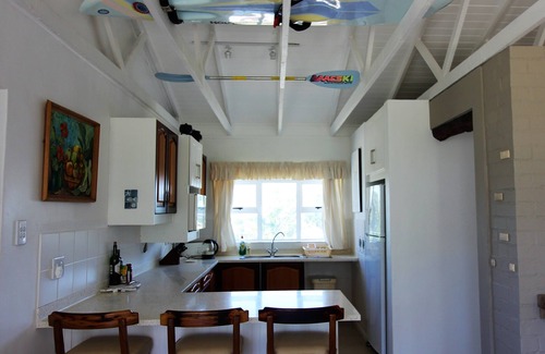 Betty's Bay House | Cozy Beach House Retreat in Betty's Bay with Breakfast