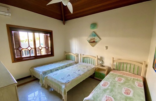 Vista Linda House | Beach house in gated community - Hanga Roa