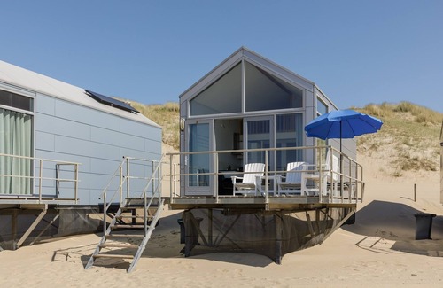 Julianadorp aan zee House | Ideal Holiday Home Steps from Julianadorp's North Sea Beach