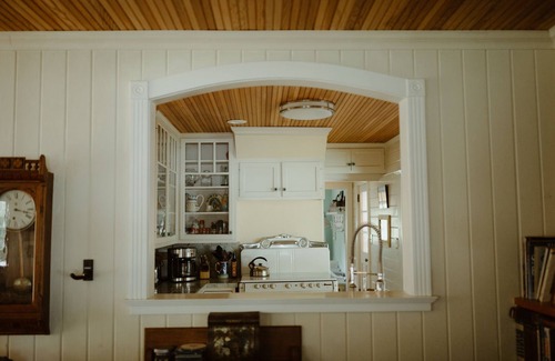 Northport Cottage | Pet Friendly Beach House with Ocean Views in Northport Village