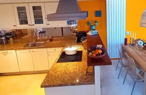 IJmuiden House | Beach house in the dunes overlooking the sea.
