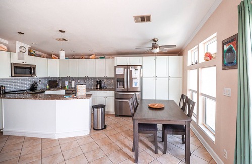 Cutthroat Harbor Estates House | Cozy Beach House in the Keys - Guest Rated 9.6/10
