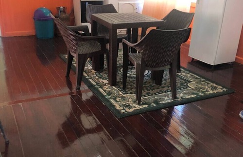 Barrio El Paraiso Villa | Cozy Beach House Steps from the Ocean with Scenic Views