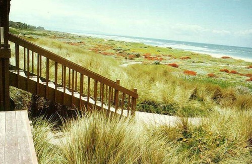 Castroville House | Coastal Retreat with Ocean View & Spa on Monterey Bay