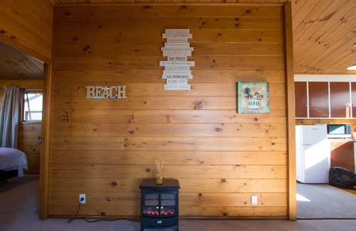 Ngaio Bay Cottage | Oceanfront Beach House on the Ridge - Kaiteriteri Awaits