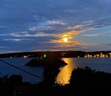 Osteraker Municipality Cabin | Cozy Cottage in Stockholm Archipelago with Ocean View & Spa