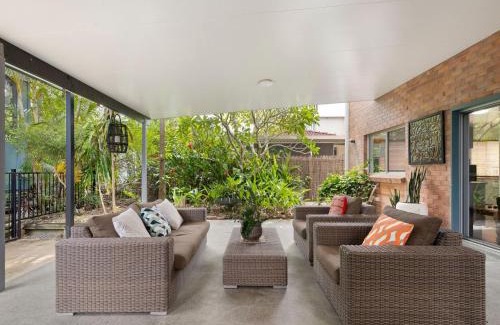 Kingscliff House | Beach House on Pearl - Family-Friendly Kingscliff Retreat