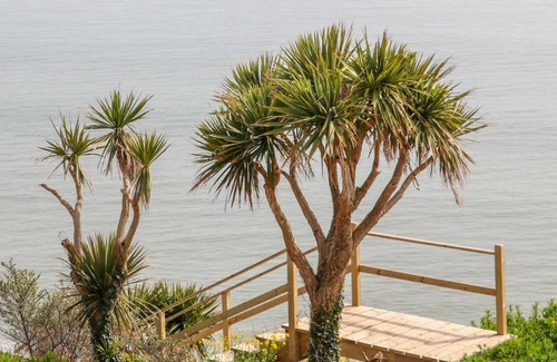 Riverchapel House | BEACH HOUSE, pet friendly, with open fire in Courtown, County Wexford