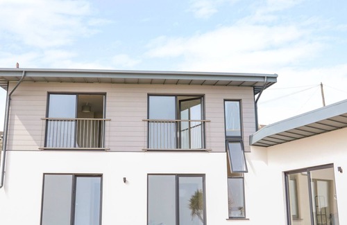 Riverchapel House | Oceanfront Beach House in Courtown: Pet Friendly Retreat