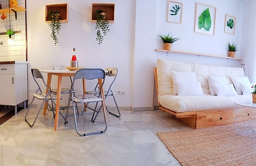 Roquetas de Mar Condo | Unforgettable Beach House Experience in Roquetas de Mar