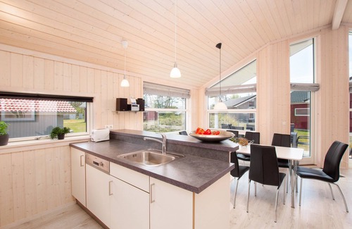 Grossenbrode House | Beach House: Scandinavian Living with Oceanfront Bliss