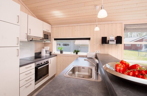 Grossenbrode House | Beach House: Scandinavian Living with Oceanfront Bliss
