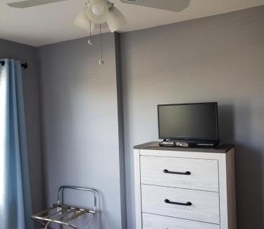 York Beach House | Beach House: Steps Away from York Beach with Hot Tub
