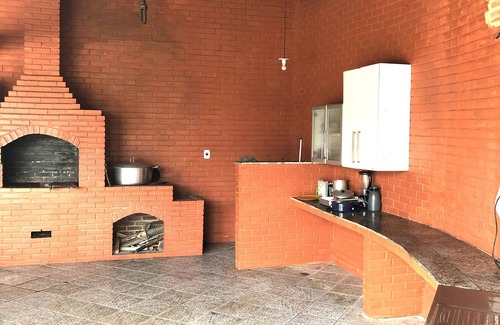 Recanto da Sereia House | Beach House Retreat with Pool, Wifi & Outdoor Kitchen