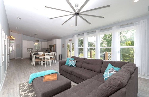 Mississippi City House | New Beach House: Oceanfront Views & Private Green Space