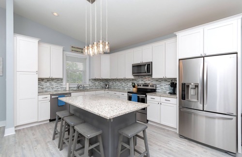 Mississippi City House | New Beach House: Oceanfront Views & Private Green Space