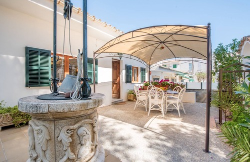 Can Picafort House | Oceanfront Beach House with Terrace - Casa el Cactus