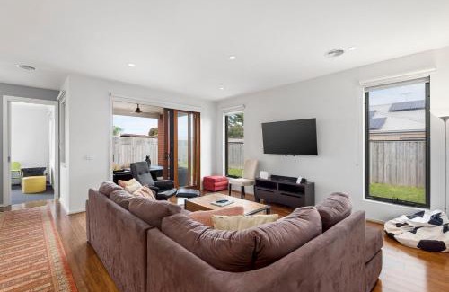 Indented Head House | Discover Beach Life: Family-Friendly Coastal Retreat