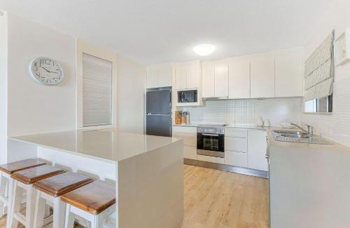 Coolangatta Apartment | Beach Lodge Unit 5