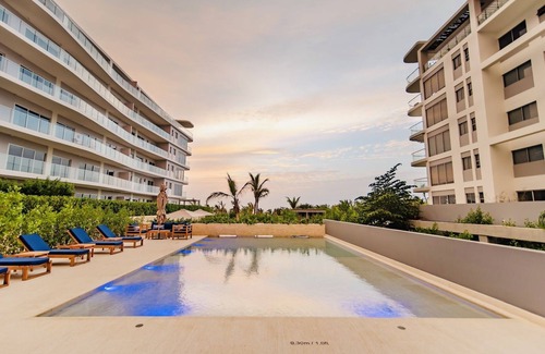 Zona Norte Apartment | Relax at Beach Loft: Oceanfront Condo with Pool & Kitchen