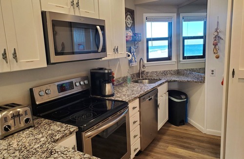 Gulf Shores House | Relaxing Oceanfront Getaway: Beach Meister Awaits You!