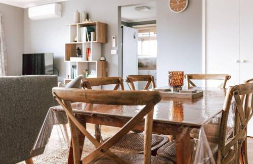 Bicheno House | Beach Outlook - Family Haven with Oceanfront Views!