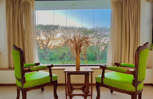 Caranzalem Apartment | Beach Paradise Miramar Goa